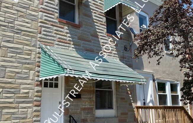 2566 W FAYETTE ST