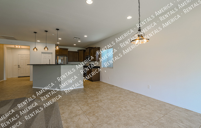 5653 W VALOR WAY