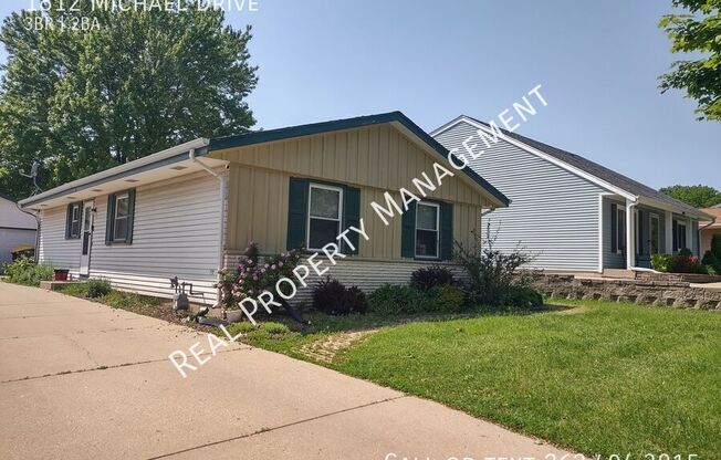 1812 MICHAEL DR