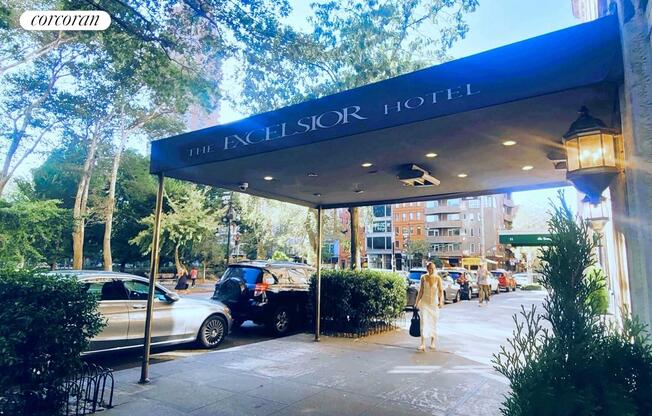 2 beds, 2 baths, $7,850, Unit 12B