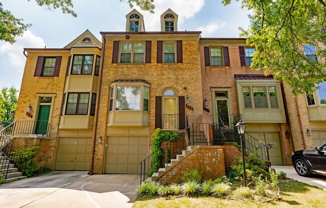 Great 3br 2.5 Bath Townhome in Rockville MD