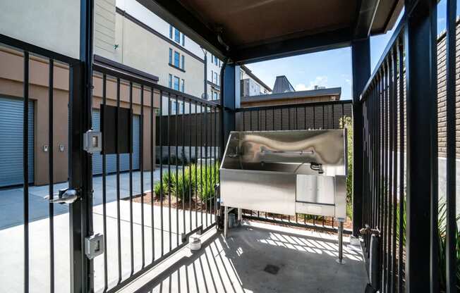 Pet Spa with Washing Station and Grooming Table