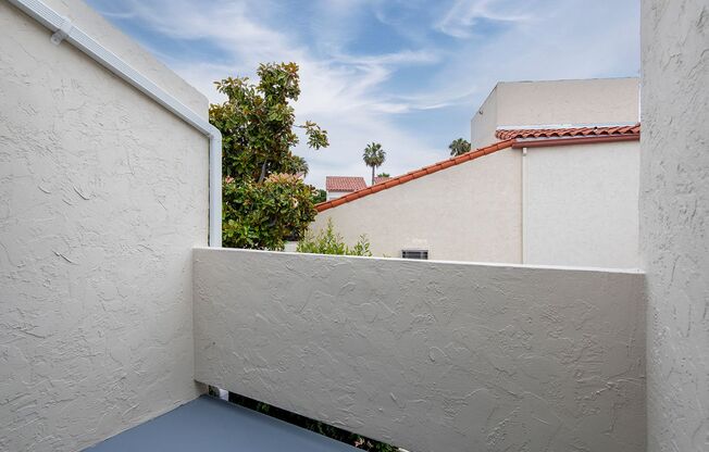1 bed, 1 bath, 690 sqft, $1,995, Unit 018