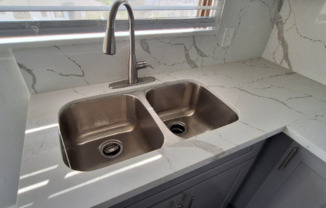 11028 1/2 STRATHMORE DR