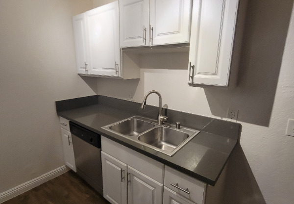 4124 EAGLE ROCK BLVD