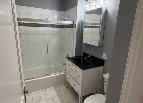 2 beds, 1 bath, 1,050 sqft, $2,900, Unit 1