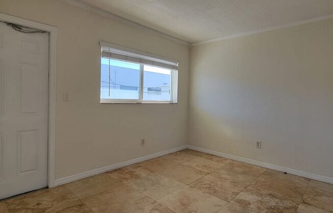 Perfect location in Fort Lauderdale Lovely 1/1