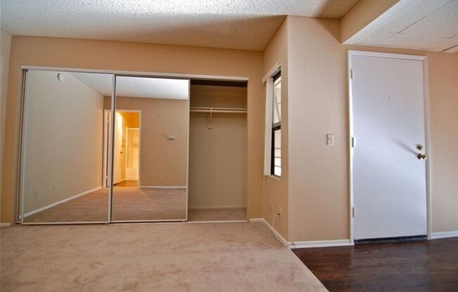 Studio, 1 bath, 500 sqft, $1,645, Unit 203