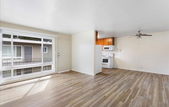 Central Ave 1715