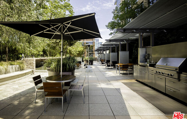 1 bed, 2 baths, 1,200 sqft, $3,495, Unit 716