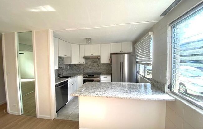 Recently Renovated 2 Bedroom Unit at Pualei Circle