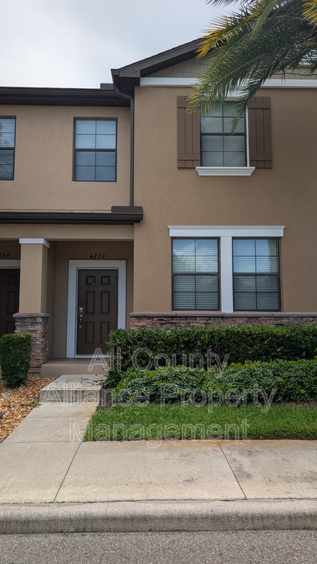 4272 FENNEWOOD CT