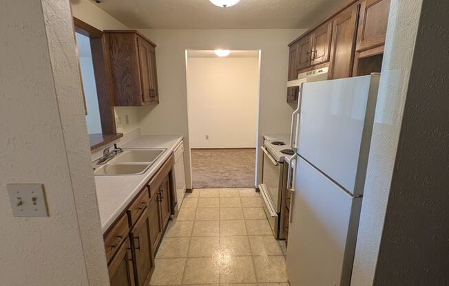2 beds, 2 baths, 1,029 sqft, $1,209, Unit 2970-095