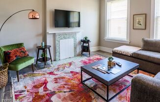 4318 Chouteau