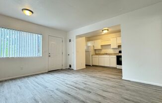 1 bed, 1 bath, $798, Unit 114-208