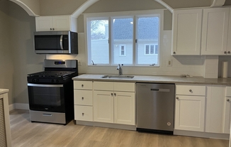 4 beds, 1 bath, 2,250 sqft, $3,800, Unit 1