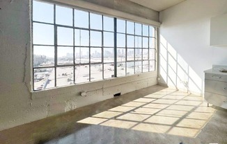 1855 E INDUSTRIAL ST