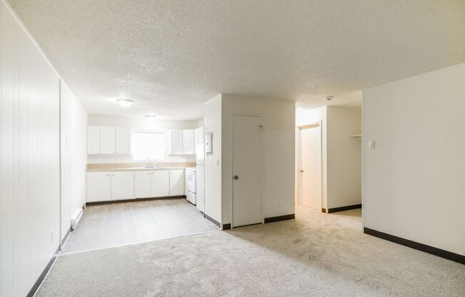 2 beds, 1 bath, 765 sqft, $1,220, Unit 2734