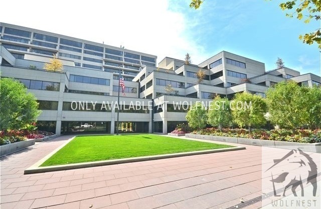560 E South Temple #602