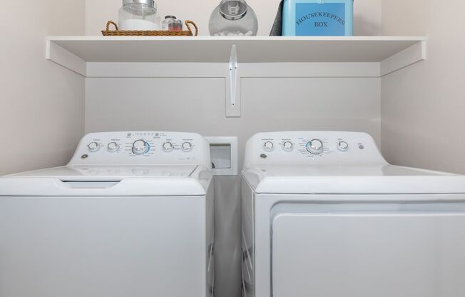 3 beds, 2 baths, 1,449 sqft, $2,799, Unit 135