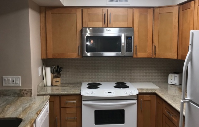 3 beds, 2 baths, $2,400