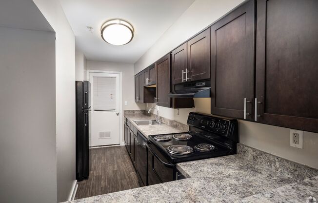 2 beds, 1.5 baths, 1,140 sqft, $1,100, Unit 607