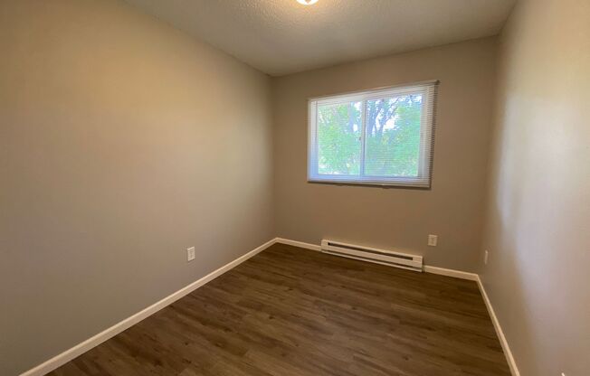 3 beds, 1 bath, $1,375