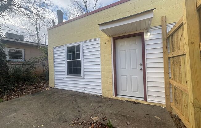 Radford, 1BR / 1BA, Available December 8th