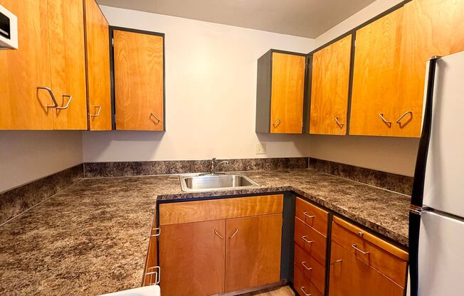 Welcome to Parkwood Apartments!