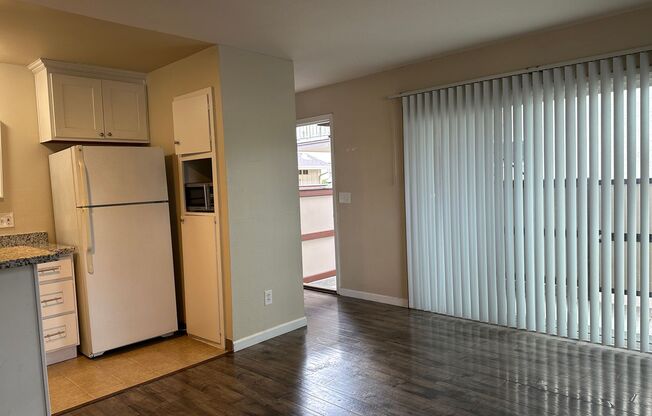 3990 Hamilton Avenue