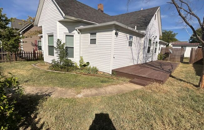 BLACK FRIDAY SPECIAL ALL MONTH OF NOVEMBER: HALF OFF FIRST MONTH RENT & 6 MONTH LEASE OPTION. Large Home in Joplin! Coming soon! 3 bedroom, 2 bathroom with fenced in back yard!