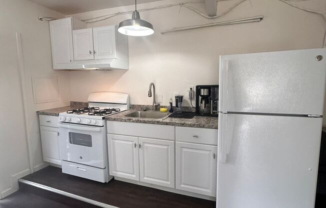 1153-1155 Emory Street