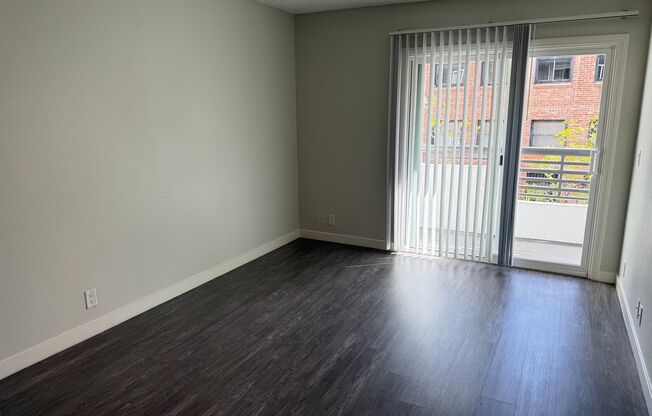 1 bed, 1 bath, 671 sqft, $2,415, Unit 208