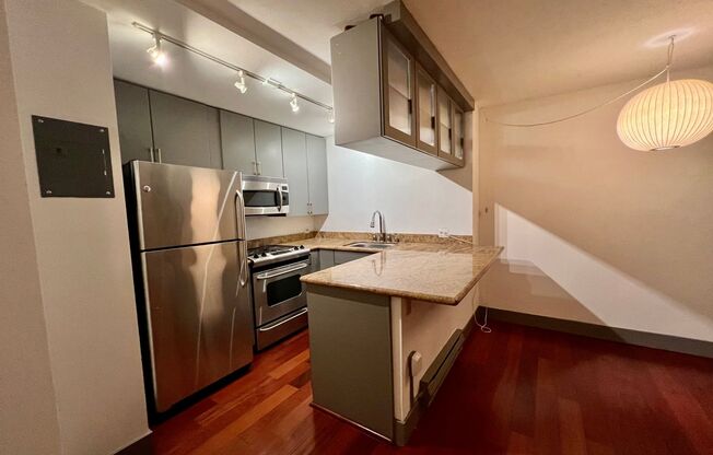 1 bed, 1 bath, $1,795