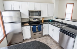 Kitchen at Norhardt Crossing Apartments in Brookfield, WI
