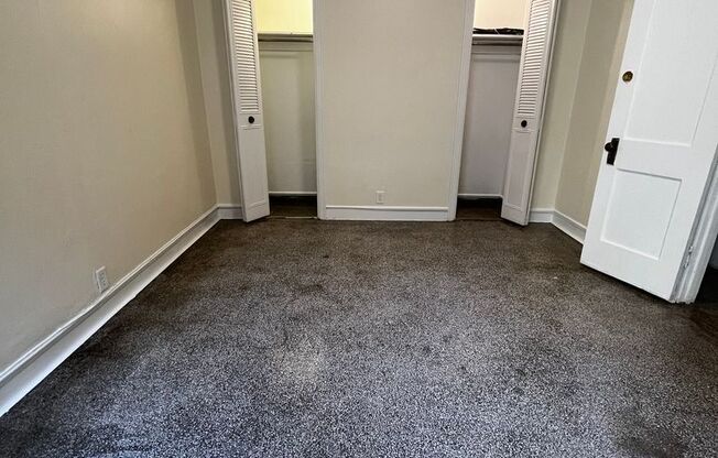 1 bed, 1 bath, 572 sqft, $1,510, Unit Old King Edward 66