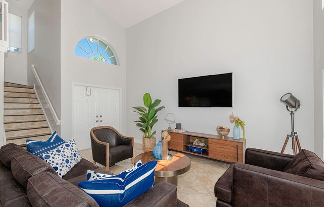 For Rent: Stunning 4-Bedroom Home in Silver Lakes, Miramar