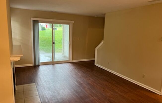 825 A-B Selwyn Place Duplex