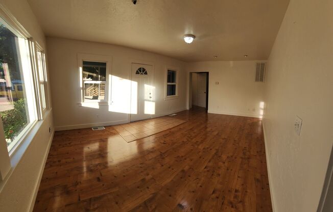 2 beds, 2 baths, $2,600