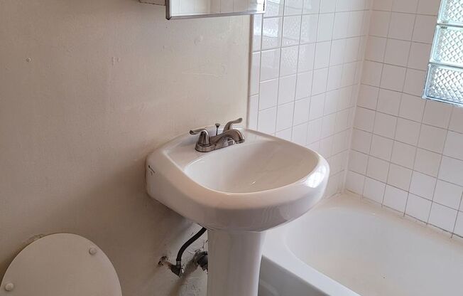 Studio, 1 bath, $795, Unit 207