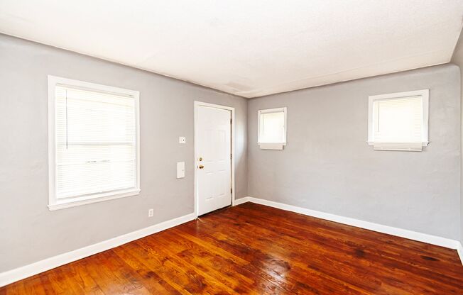Amazing 3 Bed 1 Bath Home