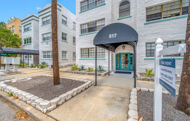 Renovated Davis Islands Apartments