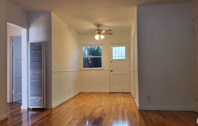 11202 CAMARILLO ST