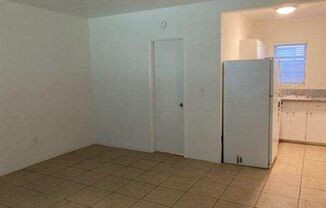 Studio, 1 bath, 460 sqft, $1,325, Unit 6