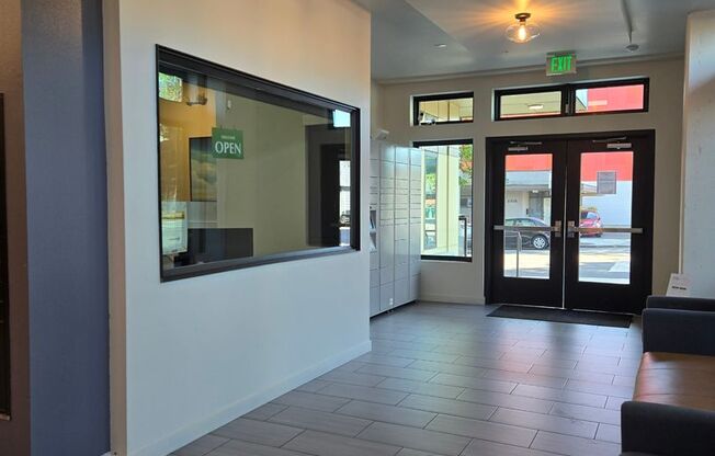 Studio, 1 bath, $1,100, Unit 220-MFTE