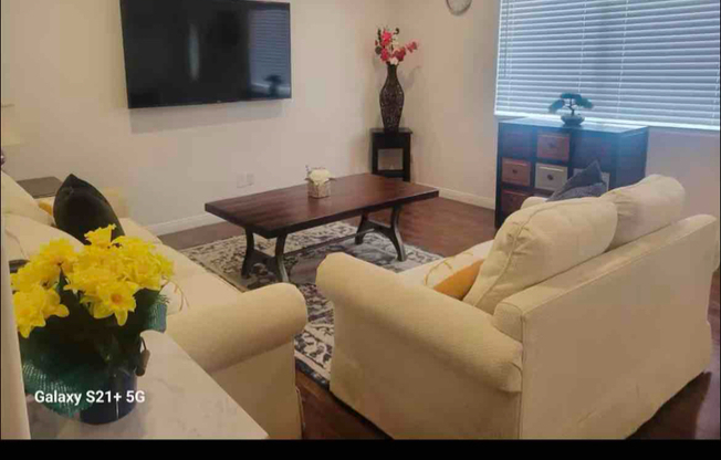 15 ARAVACA DR