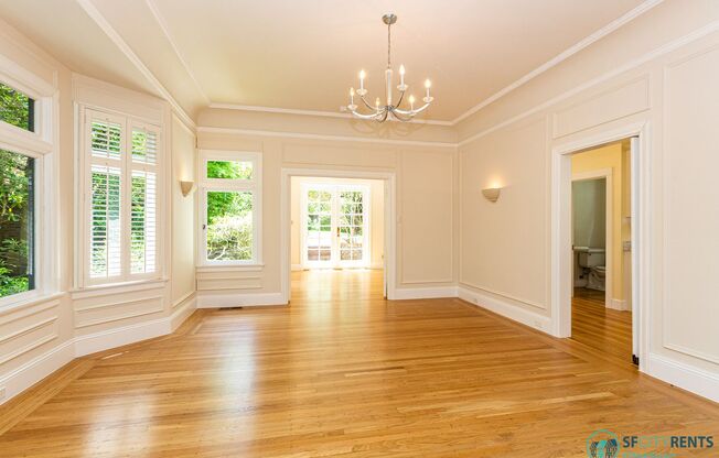 Pacific Heights: Remodeled Single Family Home w/ Garden, Rec Room & Double Car Garage