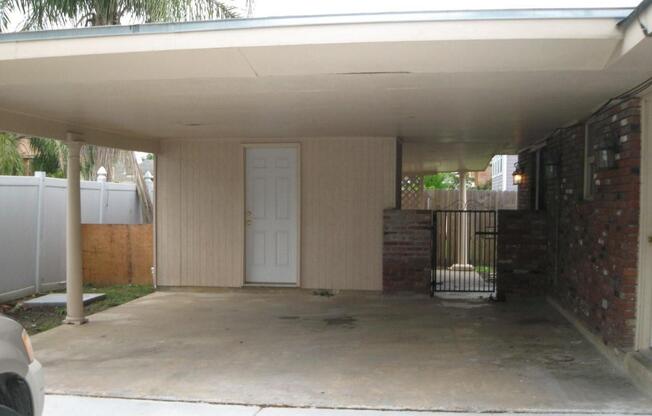 3 beds, 2 baths, $2,495