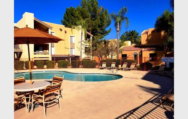 1 bed, 1 bath, 700 sqft, $1,100, Unit 187