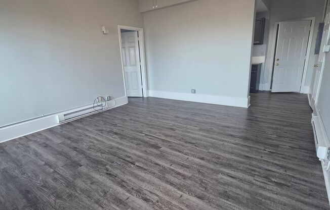 1 bed, 1 bath, 650 sqft, $1,795, Unit 810